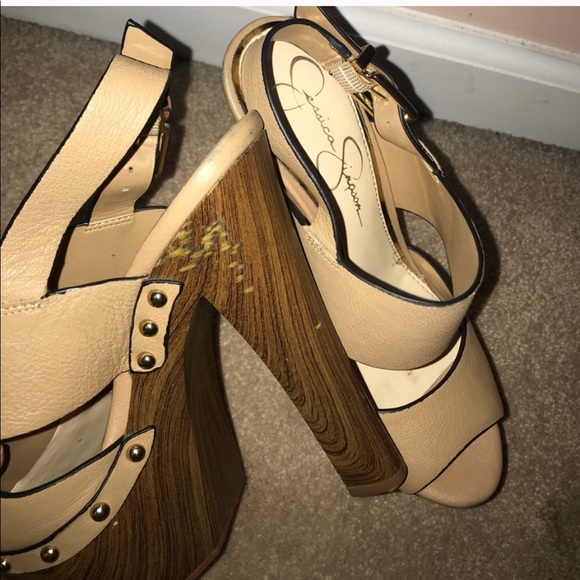 JESSICA SIMPSON WOOD CHUNKY HEEL - Picture 4 of 5